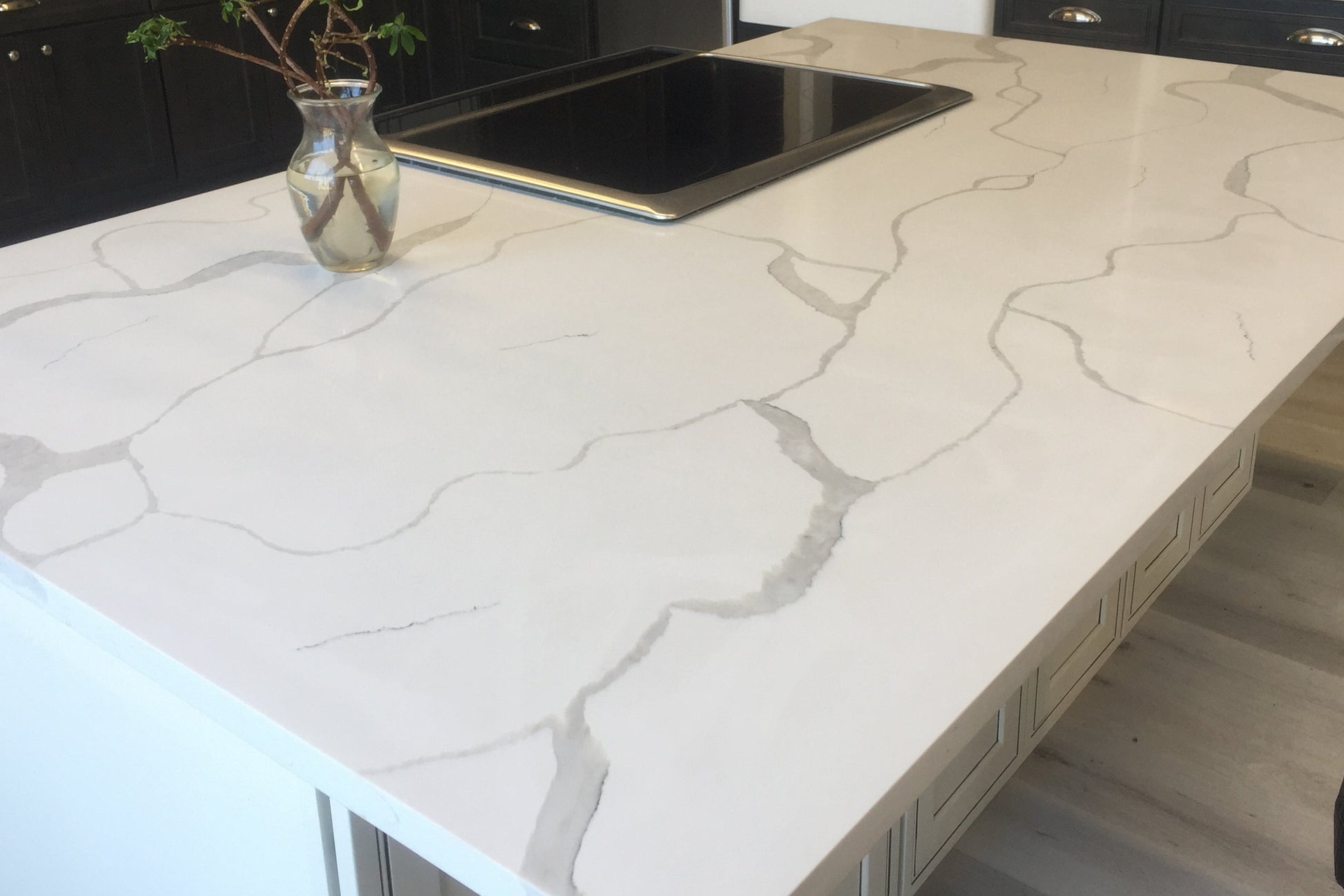 Pearl 3cm Quartz Classic Chutolo Countertop - Self Pick Up Only